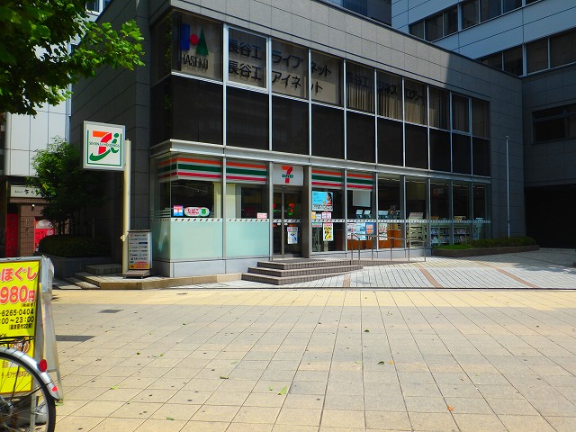 コンビ二：ｾﾌﾞﾝｲﾚﾌﾞﾝ 大阪堺筋本町駅前店　398m