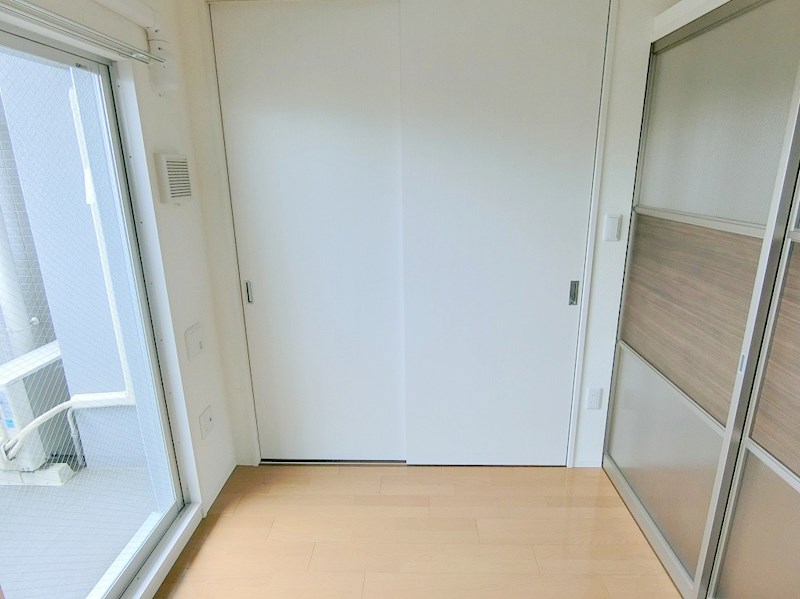 ベッドルーム