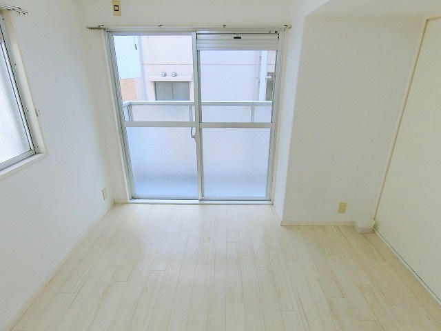 ベッドルーム